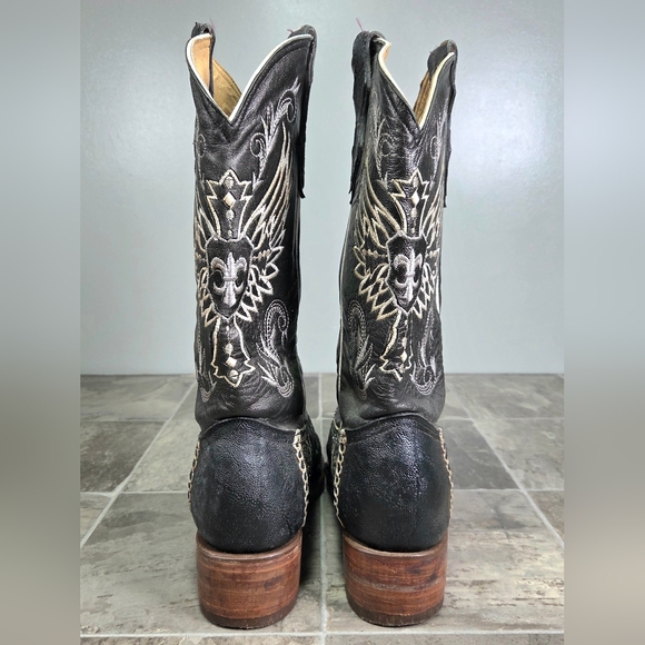 CARRETA HANDCRAFTED LEATHER COWBOY ARTISANAL WINGED FLEUR DE LIS BOOTS. - Picture 7 of 13